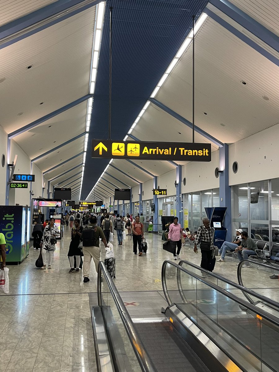 The Travelling Historian

Quick pit stop in Doha followed by the delights of Colombo. My first time on the island of Sri Lanka.