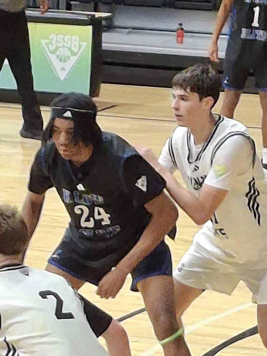 Wednesday night Eye-Catchers <a href="/3SSBCircuit/">3Stripes Select Basketball</a> from K-Low Elite (PA) in their loss to Jalen Green Elite- 6'3" '26 Christian Matos #1 &amp; 6'8" '26 Josh Obiora #24