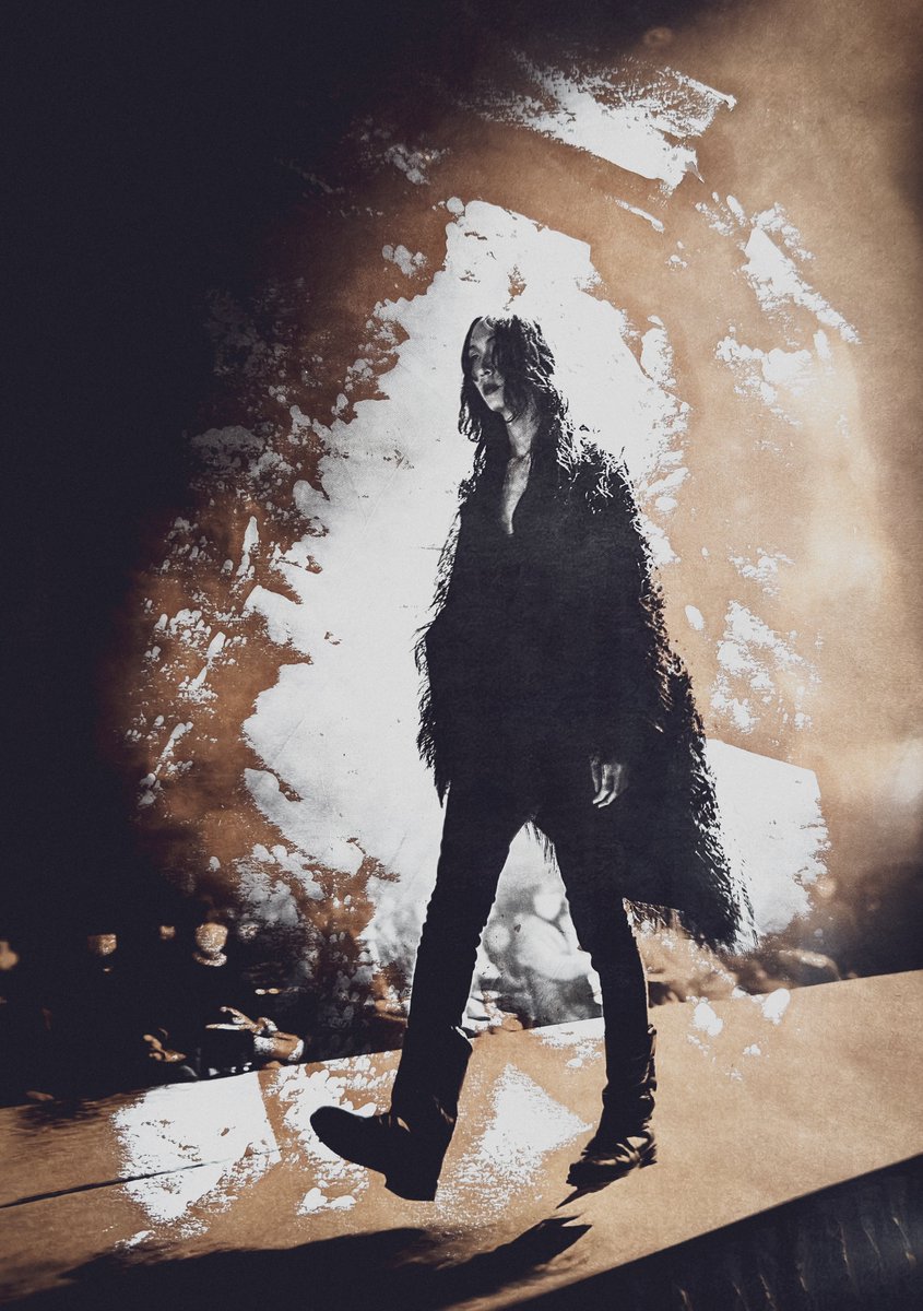 kurosakisangan's tweet image. いよいよ今週末開催になるHSCC写真展

今回の展示では審査員もやる事になって
普段よりより一層皆さんの展示を
拝見するのを楽しみになっています。

もちろん黒崎も展示予定
先日開催した #黒写会 展でも好評だった
黒崎新写真と水溶シリーズから
新作に差し替えたものを含め展示予定です。…