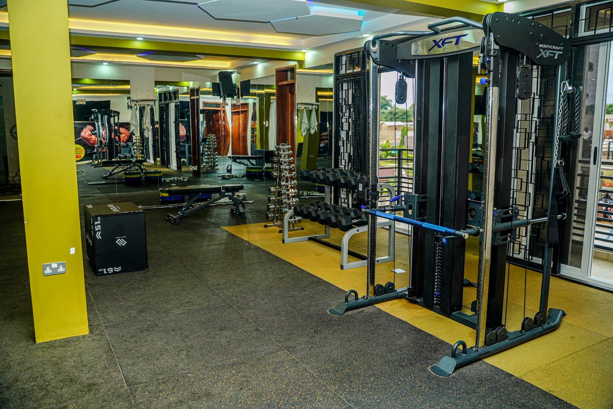 LeConfidentiel_'s tweet image. Sweat. Soak. Steam. Swim. 💪💦
@LeConfidentiel_ wellness is a full experience hit the gym, unwind in the spa, detox in the steam & sauna, then cool off in our serene swimming pool.
Your body will thank you. ✨ #FitnessGoals #LeConfidentielLifestyle