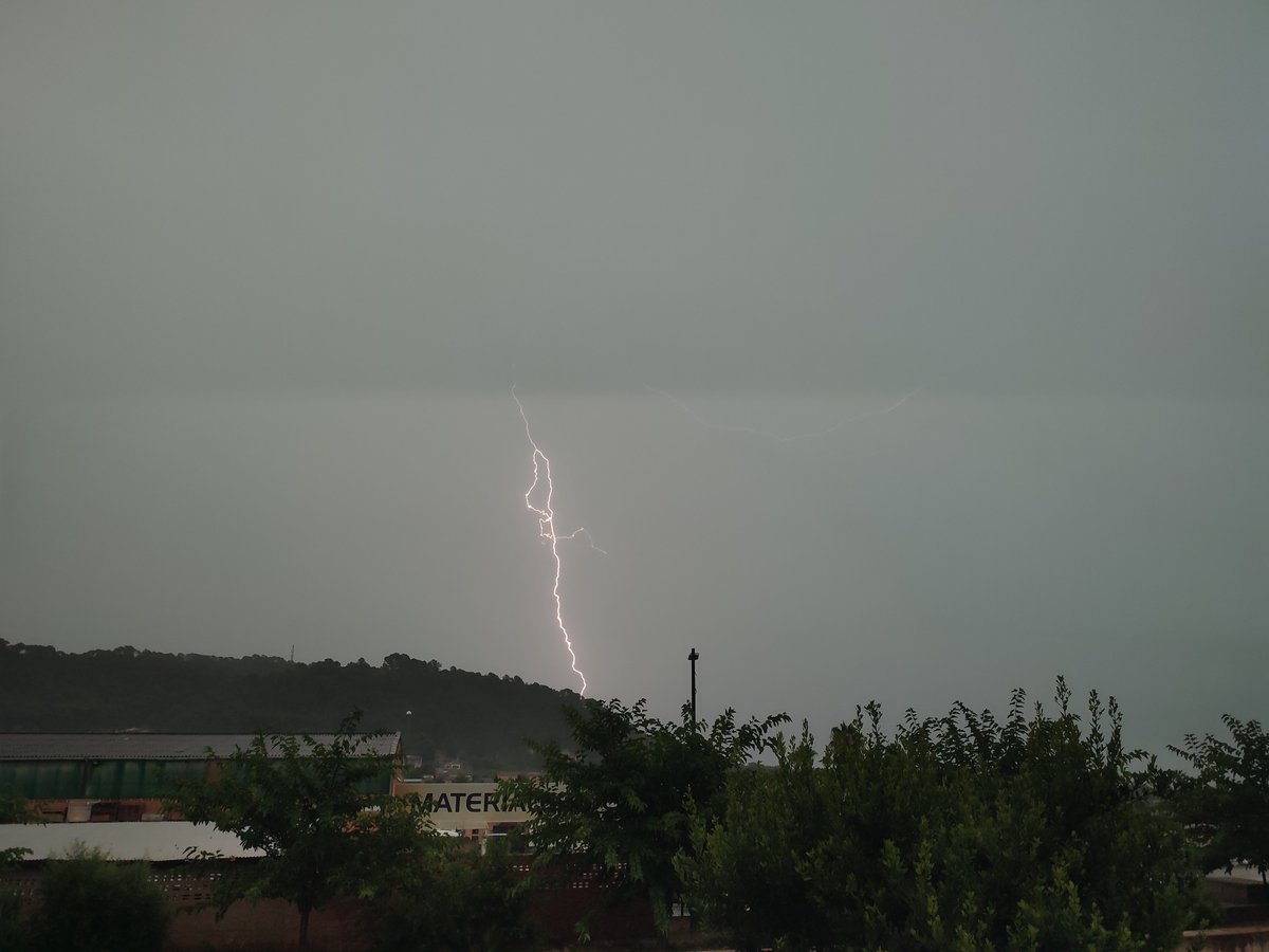 RosiballesterZ (@rosiballesterz) on Twitter photo Son servera ⚡
<a href="/TempsIB3/">El temps IB3</a>
<a href="/tomas_salom/">Tomàs Salom</a>
<a href="/MiquelSalamanca/">Miquel Salamanca</a>
<a href="/AEMET_Baleares/">AEMET_Baleares</a>
<a href="/Meteodemallorca/">Balearsmeteo</a>
<a href="/rbmeteonews/">El Racó Balear de la Meteorologia</a>
<a href="/balearicsmeteo/">MeteoDadesBalears</a>
<a href="/meteodelesilles/">METEO DE LES ILLES</a>
<a href="/mdmallorca/">Meteo mallorca</a>
<a href="/ElTiempoes/">Eltiempo.es</a>
<a href="/AlbertAmbrosB/">Albert Ambrós</a>
<a href="/AEMET_Esp/">AEMET</a>
<a href="/MeteoredES/">Meteored | tiempo.com</a>
@calabona
<a href="/ame_asociacion/">AME Asociación</a>
#temps #tiempo #mallorca Son servera ⚡
<a href="/TempsIB3/">El temps IB3</a>
<a href="/tomas_salom/">Tomàs Salom</a>
<a href="/MiquelSalamanca/">Miquel Salamanca</a>
<a href="/AEMET_Baleares/">AEMET_Baleares</a>
<a href="/Meteodemallorca/">Balearsmeteo</a>
<a href="/rbmeteonews/">El Racó Balear de la Meteorologia</a>
<a href="/balearicsmeteo/">MeteoDadesBalears</a>
<a href="/meteodelesilles/">METEO DE LES ILLES</a>
<a href="/mdmallorca/">Meteo mallorca</a>
<a href="/ElTiempoes/">Eltiempo.es</a>
<a href="/AlbertAmbrosB/">Albert Ambrós</a>
<a href="/AEMET_Esp/">AEMET</a>
<a href="/MeteoredES/">Meteored | tiempo.com</a>
@calabona
<a href="/ame_asociacion/">AME Asociación</a>
#temps #tiempo #mallorca