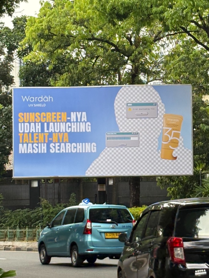 Campaign brand besar ini menarik banget, tanpa talent tapi diomongin di mana-mana. 

Wardah berhasil bikin campaign lewat OOH nya yang simple tapi kreatif banget. Udah tau belumm siapa talentnyaaaa? Inisial YK