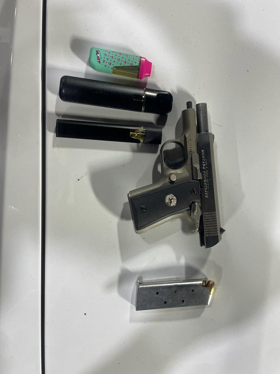 D2 Night Shift "East Aldine Proactive Unit" conducted a traffic stop. The investigation led to the arrest of one subject for UCW. 
<a href="/HCSOTexas/">HCSOTexas</a> <a href="/HCSO_EastPatrol/">Major Joseph A. Blendermann</a> <a href="/AldineDistrict/">East Aldine District</a> <a href="/SheriffEd_HCSO/">Ed Gonzalez</a>