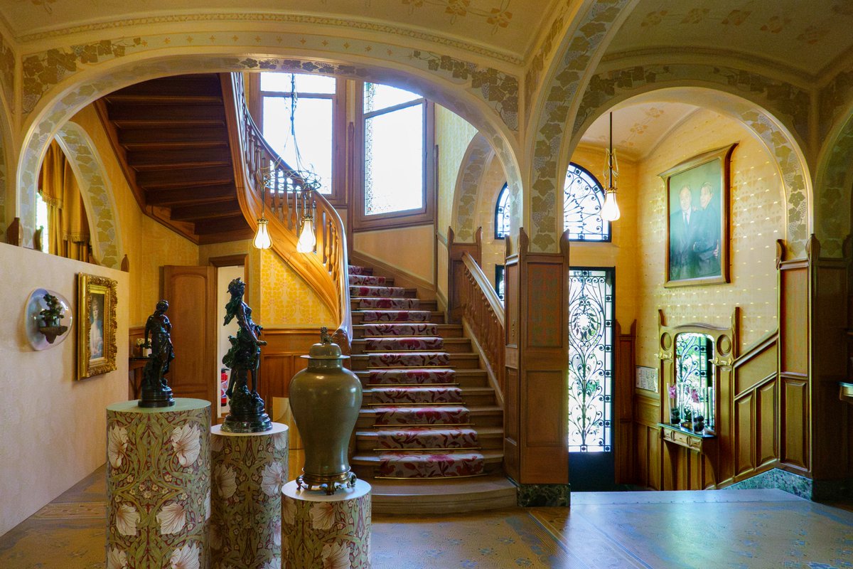 « Merveilleuses Demoiselles » : corps, regards, récits, les femmes au cœur de la Villa Demoiselle lachampagnedesophieclaeys.fr/merveilleuses-… via La Champagne de Sophie Claeys
