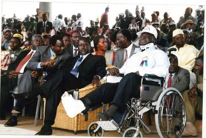 Capta1nTech's tweet photo. Kibaki was ahead of time. https://t.co/rx72Oiy02b