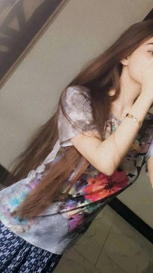 Log songs py nachta hai 🙈🙊😘✨

       Jana 
             Me tum ko isharo py nachao gi 🙈😜😘✨❤️