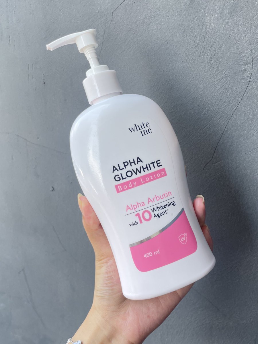 Aku bingung… tangan aku sekarang ko jadi lebih glowing dari muka😭👊🏻

Padahal awalnya cuma mau ratain warna kulit aja biar ga belang karna sering motoran☺️