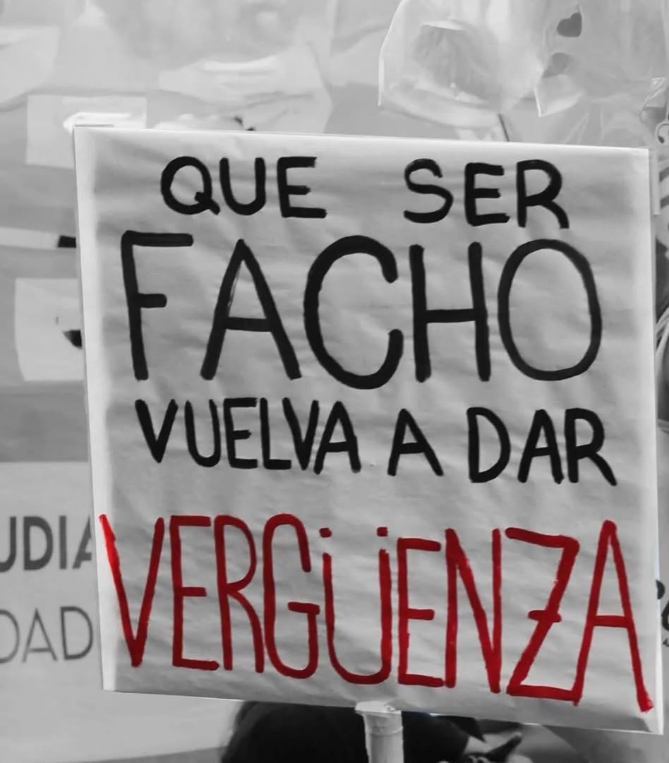 Bon descans a tothom, ens espera un temps de molt esforç habilitat  i creativitat política .
Cal tornar amb les piles recarregades!👌🏾
Salut!