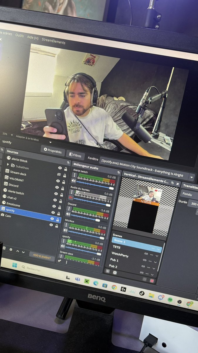 Live de la matinée oui oui oui ! 

twitch.tv/lereems