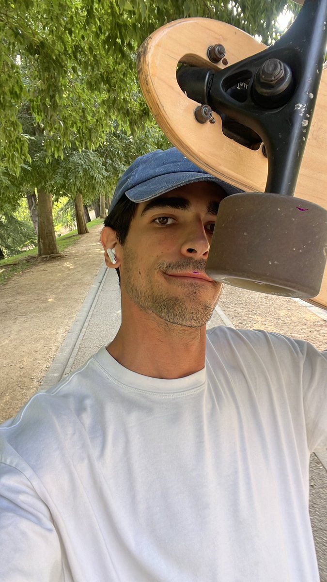 Gm everyone 

Take some profits and touch some grass 

The cycle ain’t done yet tho, HIGHER!