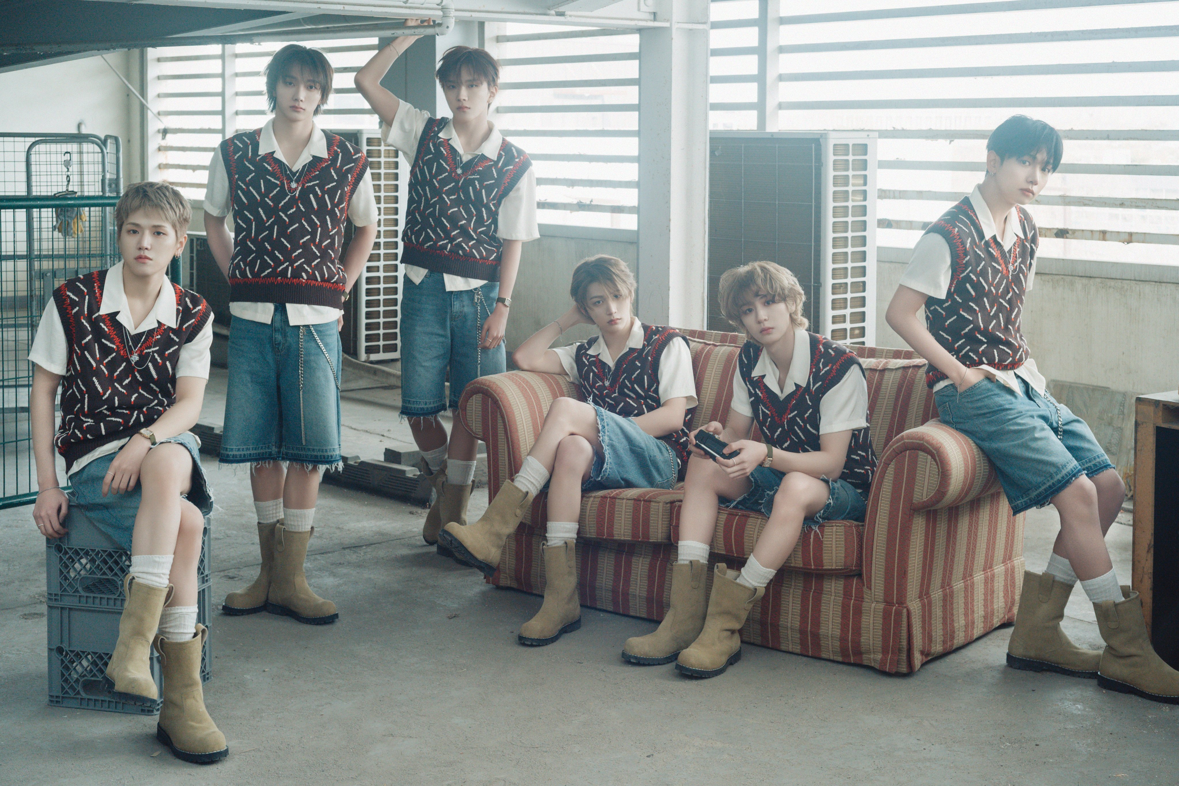 BOYNEXTDOOR AND,weverseJP ユニバ　ラキドロ　コンプ BOYNEXTDOOR AND, weverse JP ユニバ ラキドロ コンプ