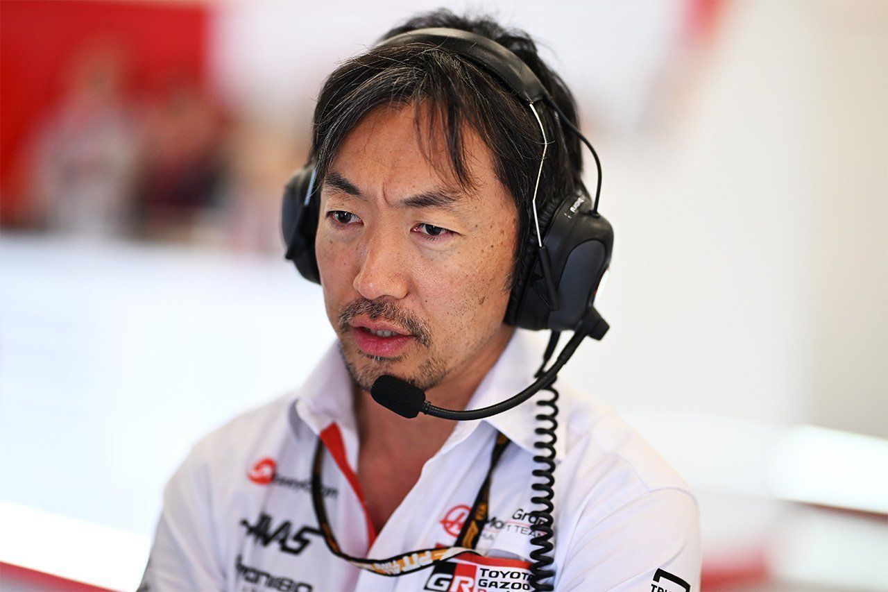 直筆サイン　ハースF1 日本GP限定ドライバーカード　オコン、ベアマン、小松代表 F1日本グランプリ ハース F1 チーム サイン入りカード ベアマン