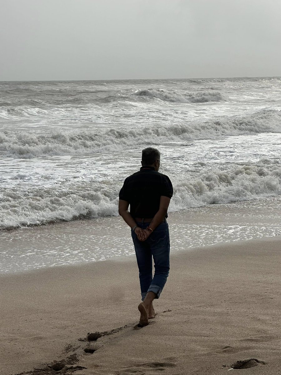 ઓમ શાંતિ 💫
અમે પ્રાર્થના કરીએ છીએ કે બધાને શક્તિ અને હિંમત મળે.