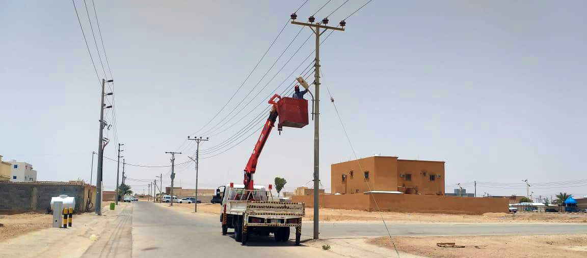 #الصيانة_الدورية | ✔

 صيانـة أعمدة الإنارة في الشوارع الداخلية 

#التشوه_البصري 
#بلدية_طلعة_التمياط
