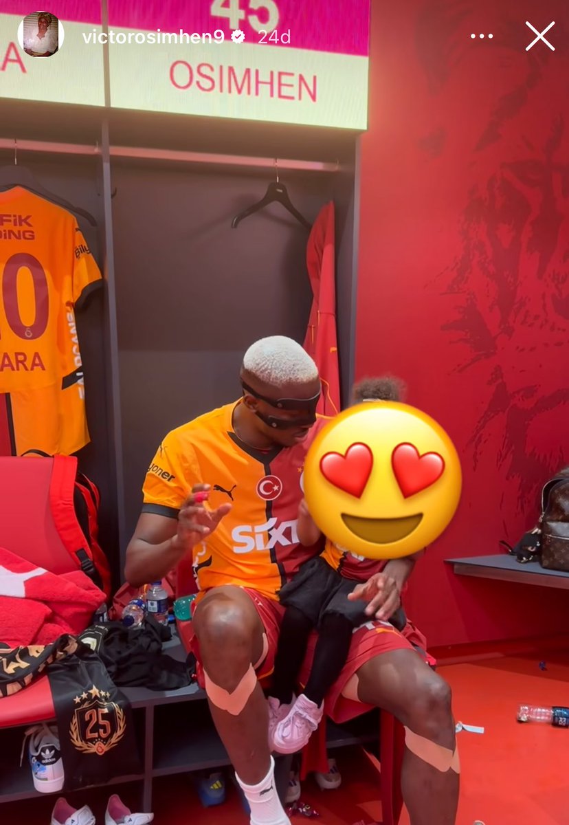 💛❤Ahmet gs 1905💛❤ (@61ahmet_61) on Twitter photo Vedalar da sevdaya dahil be kral 💛❤️
Seni unutmayacağız <a href="/victorosimhen9/">Victor Osimhen</a>
#Galatasaray
#Napoli
#osimhen Vedalar da sevdaya dahil be kral 💛❤️
Seni unutmayacağız <a href="/victorosimhen9/">Victor Osimhen</a>
#Galatasaray
#Napoli
#osimhen