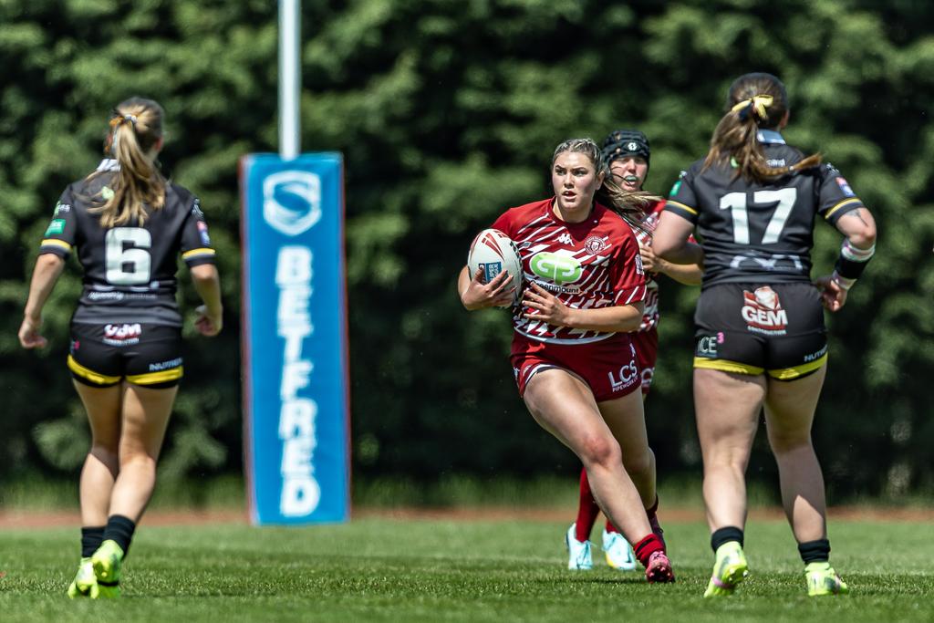 💪 Girls who love rugby – this is your squad

Join the Wigan Warriors College Girls Rugby Programme ✅.

🏉 Regular training and matches

🎓 Study towards a L2 or L3 in Sport

🔥 Train in Warriors kit at Robin Park

📲 Limited Sept 2025 places – link in bio to apply 

#GirlsRugby
