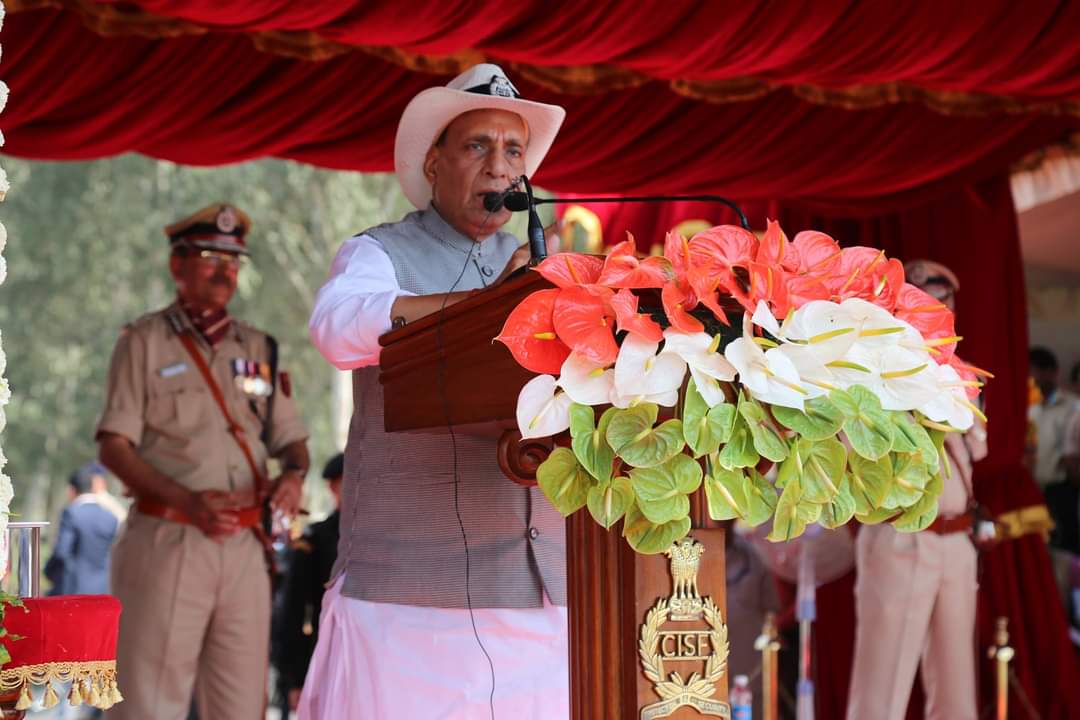Kanu Desai (@kanudesai180) on Twitter photo भारत के यशस्वी, ओजस्वी रक्षा मंत्री श्री <a href="/rajnathsingh/">Rajnath Singh</a> जी को उनके जन्मदिवस की अनंत मंगलकामनाएँ।
ईश्वर से आपके उत्तम स्वास्थ्य, दीर्घायु और यशस्वी जीवन की कामना करता हूं। भारत के यशस्वी, ओजस्वी रक्षा मंत्री श्री <a href="/rajnathsingh/">Rajnath Singh</a> जी को उनके जन्मदिवस की अनंत मंगलकामनाएँ।
ईश्वर से आपके उत्तम स्वास्थ्य, दीर्घायु और यशस्वी जीवन की कामना करता हूं।