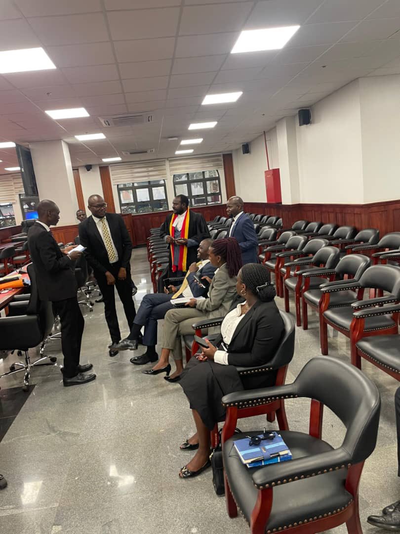SSALI JOHN JUNIOR (@john_jr_ssali) on Twitter photo I can ably confirm that the RNB Head of Ideology <a href="/munagomba/">Sentumbwe M. Yasin</a> is at the Tarmac of the Court of Appeal <a href="/JudiciaryUG/">Judiciary Uganda</a> I can ably confirm that the RNB Head of Ideology <a href="/munagomba/">Sentumbwe M. Yasin</a> is at the Tarmac of the Court of Appeal <a href="/JudiciaryUG/">Judiciary Uganda</a>