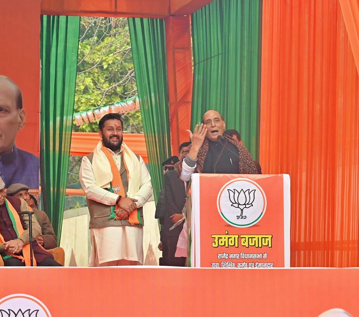 देश के यशस्वी रक्षा मंत्री, वरिष्ठ नेता एवं भारत की राजनीति में मर्यादा, शुचिता और विचारशीलता के प्रतीक श्री राजनाथ सिंह जी को जन्मदिवस की हार्दिक शुभकामनाएं।

आपका सादगीपूर्ण जीवन, राष्ट्रवाद के प्रति अटूट समर्पण और नीतिपरक नेतृत्व हम सभी जनप्रतिनिधियों के लिए प्रेरणास्त्रोत है।