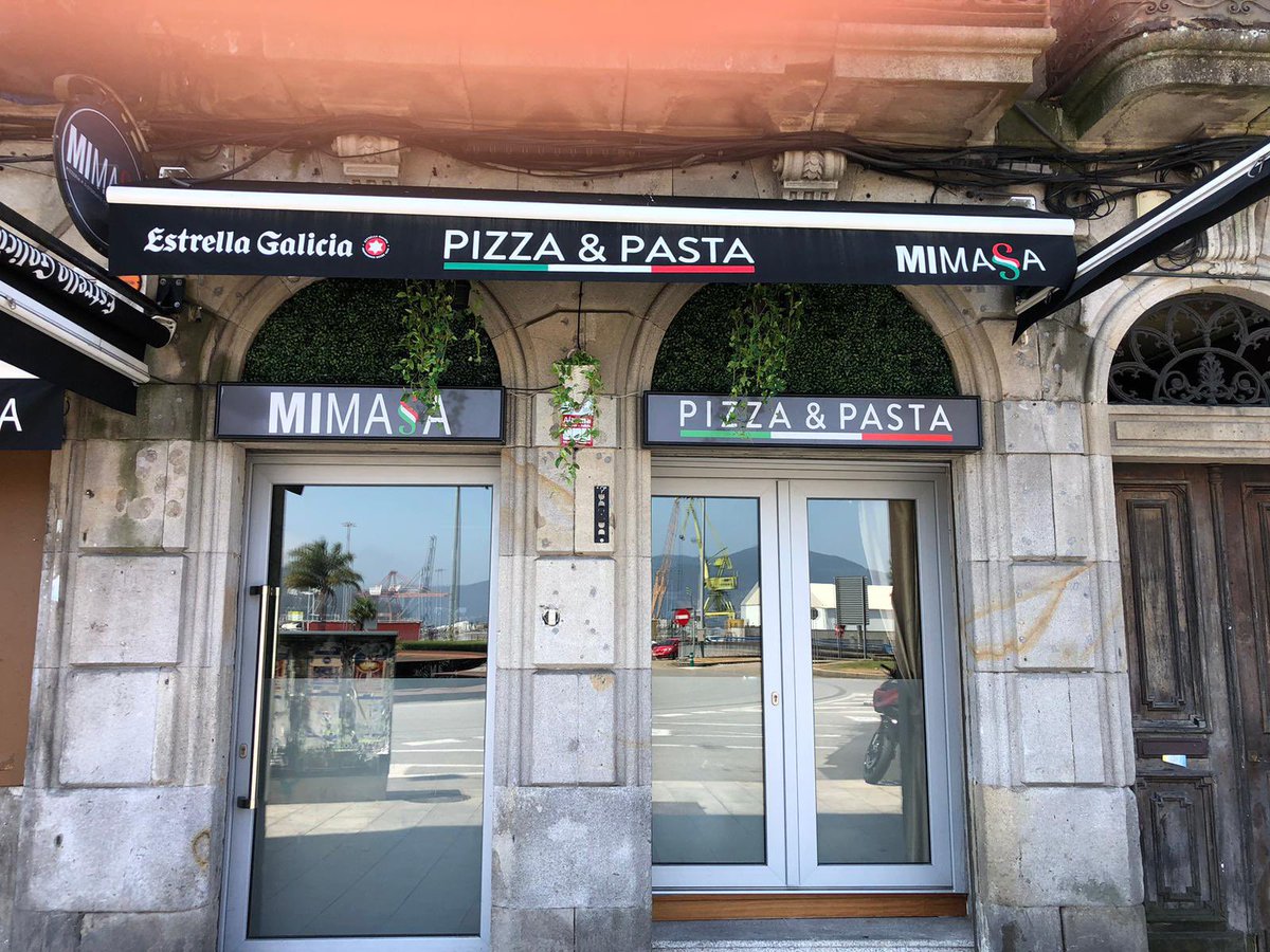 Si los nazis señalan judíos, habrá que señalar a los nazis:

Este es el bar de Vigo donde se insulta y expulsa a los judíos.