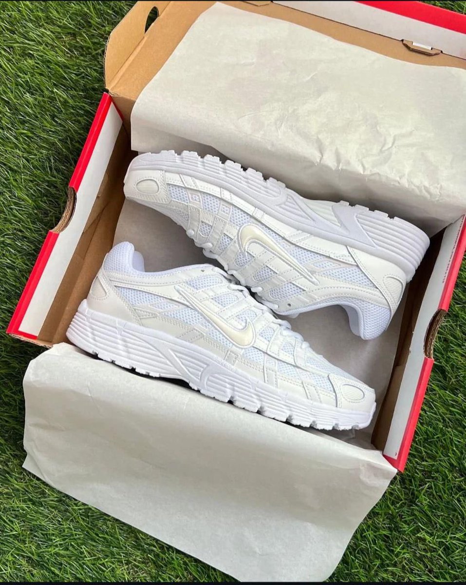 ashowzwears_'s tweet image. NIKE P-6000 BOWERMAN SERIES
SIZE : 40 - 45
PRICE : 70,000 NAIRA
Order link: wa.me/+2349068187970
