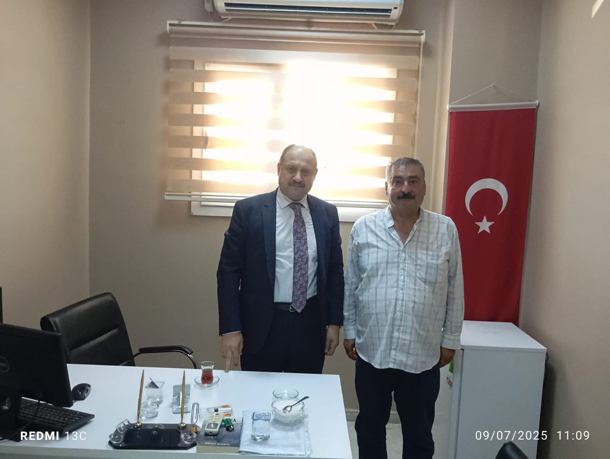Mehmet Sinan Şeker (@sinanseker7) on Twitter photo Şanlıurfa Büyükşehir Belediye Başkanımız Sayın Mehmet Kasım Gülpınar, iş yerimizi ziyaret ederek bizleri onurlandırdı. Yoğun programına rağmen zaman ayırarak gerçekleştirdiği bu nazik ziyareti için kendilerine teşekkür ediyoruz
#şanlıurfa
<a href="/sanliurfabld/">Şanlıurfa Büyükşehir 🇹🇷</a> Şanlıurfa Büyükşehir Belediye Başkanımız Sayın Mehmet Kasım Gülpınar, iş yerimizi ziyaret ederek bizleri onurlandırdı. Yoğun programına rağmen zaman ayırarak gerçekleştirdiği bu nazik ziyareti için kendilerine teşekkür ediyoruz
#şanlıurfa
<a href="/sanliurfabld/">Şanlıurfa Büyükşehir 🇹🇷</a>