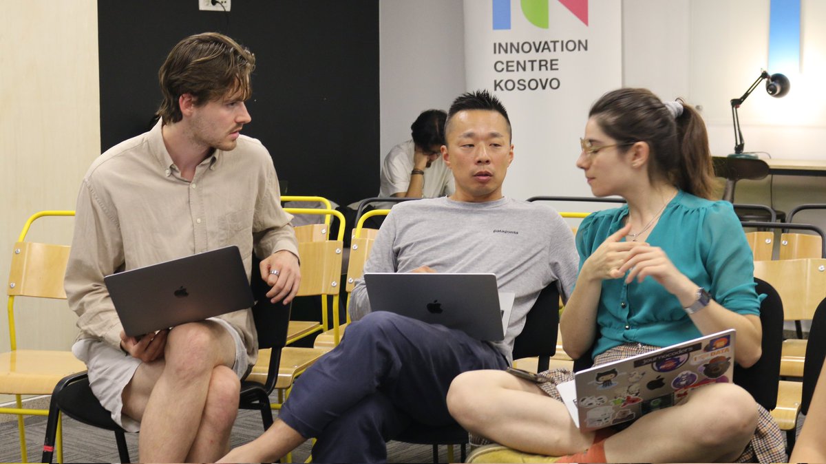 Full house #BrainCamp 🧠 at ICK with 45 students and 8 lecturers from the US 🇺🇸