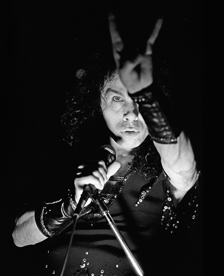 🤘 RONNIE JAMES DIO was born on this day in 1942. RIP.