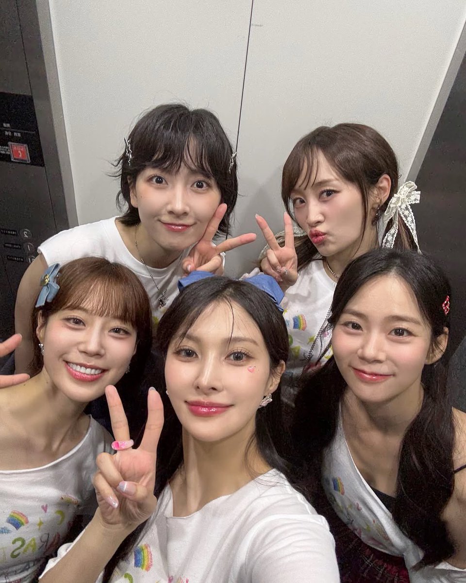 iambomharu's tweet photo. 카라는 영원해
카밀리아도 영원해 https://t.co/9KO4WNk2EN