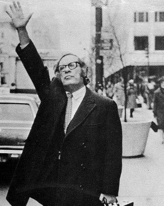 “Hayatın en üzücü yanı, bilimin bilgi toplama hızının toplumun bilgelik edinme hızından daha yüksek olmasıdır.”

- Isaac Asimov