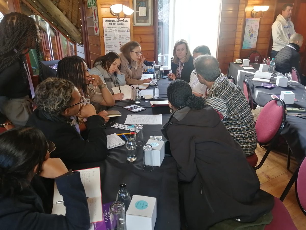 SaveChildrenSA's tweet image. Empowering educators for a brighter future! 🤝 Rising Tides &amp;amp; @SaveChildrenSA&apos;s Innovative Educators Conference was a success! 🌟 21st-century skills = key to thriving. Let&apos;s keep the momentum going! #InnovativeEducators #FutureOfEducation #TeachingForTomorrow