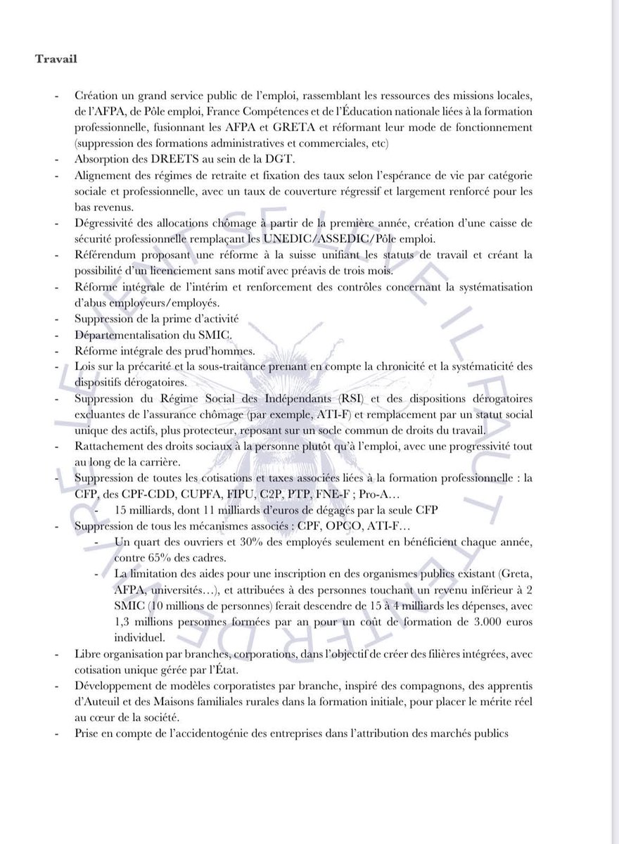 NicolasFramont's tweet photo. Juan Branco se serait rebellé contre sa classe sociale mais propose le programme social du MEDEF : SMIC par département, dégressivité des allocations chômage et aucun droit nouveau.
Tiens, il propose la suppression du RSI…  votée en 2017.
Bourgeois jusqu’au bout. https://t.co/NpPM2nXmzD