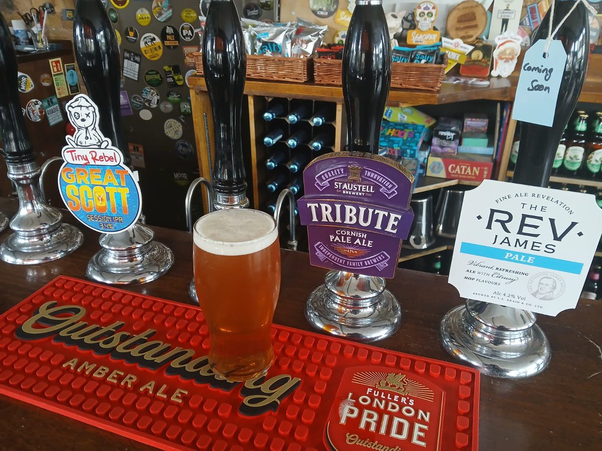 NLondonCAMRA's tweet image. Cask ales at The Westbury, Wood Green.