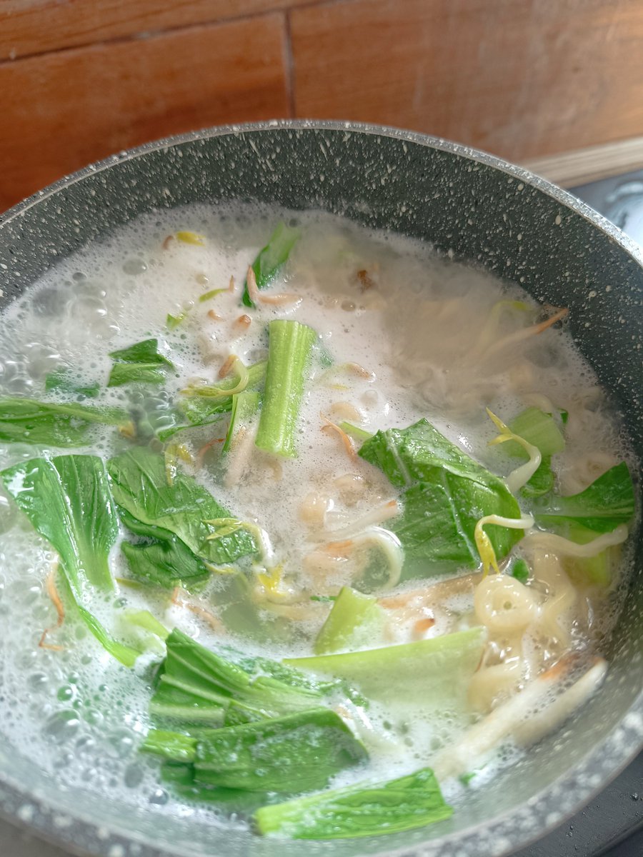 Hati paling menyenangkan sampe ku buletin di kalender : JATAH PER 2 MINGGU MAKAN MI~🩵🩵🩵🩵🩵

Moodbooster disaat inet jele~