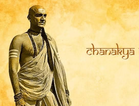"दूसरों की गलतियों से सीखें। आप इतना लंबा जीवन नहीं जी सकते कि सारी गलतियाँ खुद ही करते रहें।"