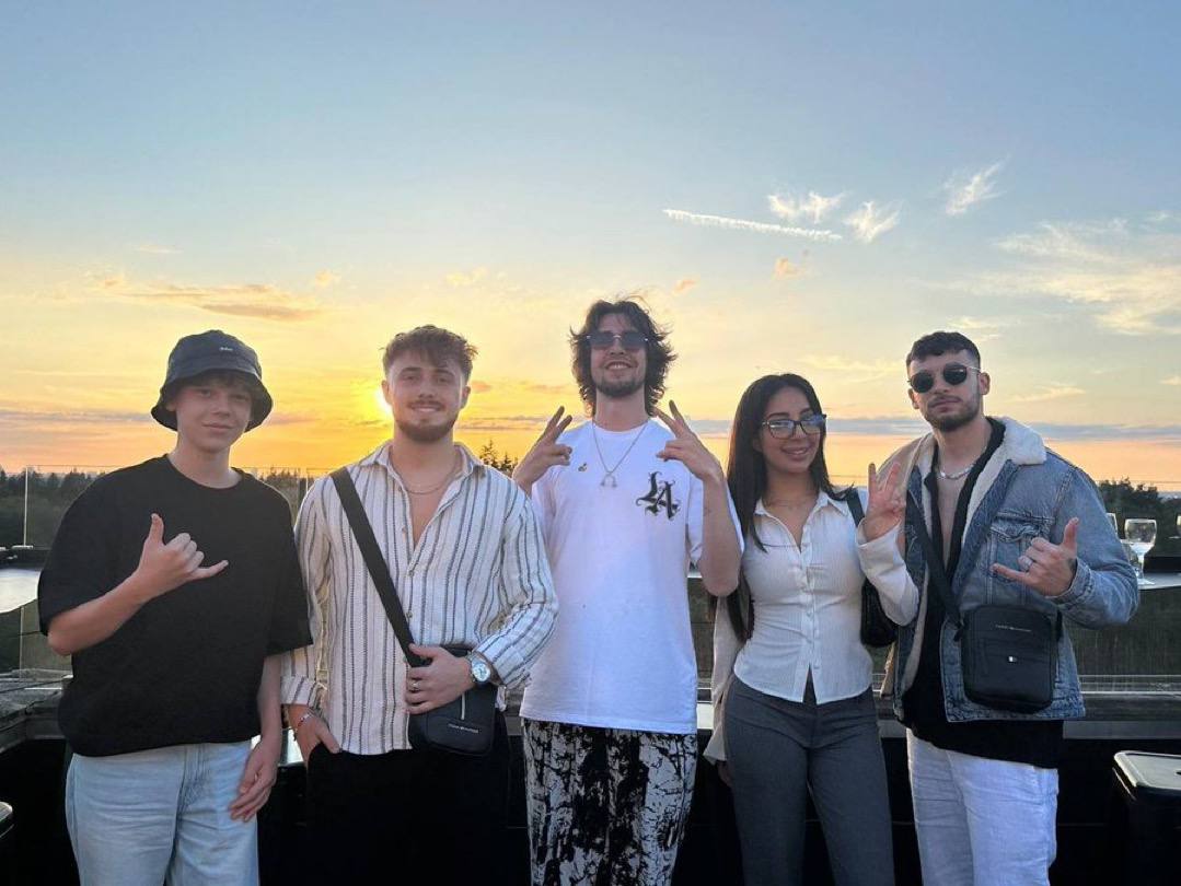 Jeremy (@jeremyybtc) on Twitter photo GM to everyone who says GM ☀️ GM to everyone who says GM ☀️