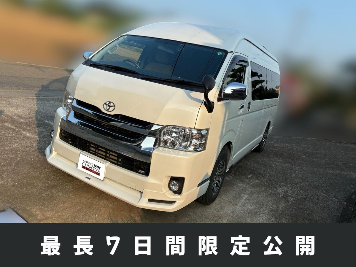 GC__direct's tweet photo. 🚗数日間限定入庫速報🚗
ワンオーナー、走行距離9000km台のハイエースキャンピングが入庫いたしました。

ビルダーはカトーモーター、モデルは「エースリーパー」。ヴァレンティテール＆モデリスタスポイラーで、やや遊び心もある仕様です。
レイアウトは驚くほど自由。中央のテーブルは畳まずにベッド展開が可能で、まるで和室の小上がりのような“居間感”が味わえます。ログハウス調の明るい木目インテリアも、旅の気分を盛り上げてくれます。

最後部にはサブベッドも備え、小さなお子様やペットのスペースとしても◎。収納すれば長尺物も搭載でき、使い勝手は申し分なし。2人旅からファミリーユースまで、幅広く対応できる万能型です。

走行距離はなんと9000km台。これからの思い出をまっさらな車体と一緒に刻めます。
 最長7日間限定販売。
この仕様・この距離・この拡張性。ピンと来た方は、今すぐDMください📩

▼販売車輌概要
ハイエースキャンピングカー
令和2年式
0.9万km
車検R8年6月
修復歴なし
AT
支払い総額628万円💫（法定点検費用込み）

▼詳細はこちら
https://t.co/lBcMhoa5fa

#車売ります