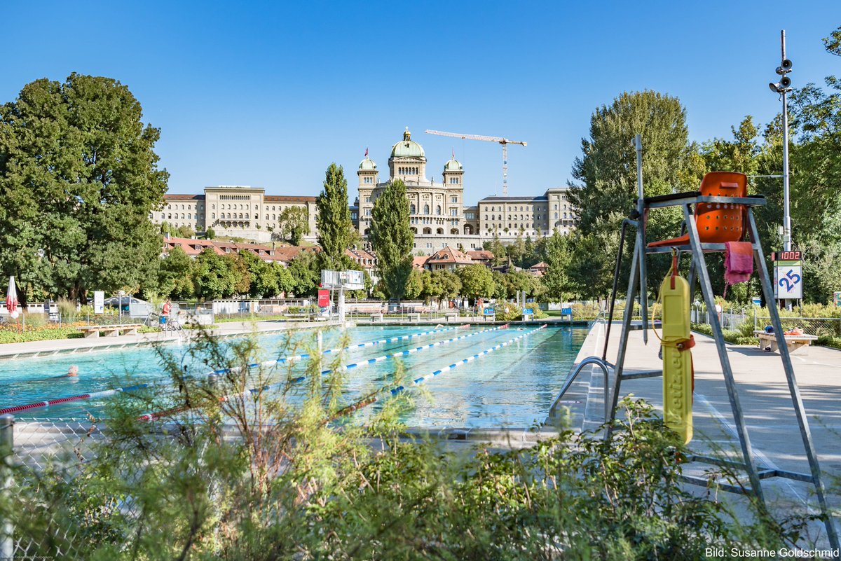Heisser Juni sorgt für Gäste-Rekord in Berner Badis: Bis zu Beginn der Sommerferien haben bereits mehr als 900'000 Personen die Stadtberner Badis besucht.
bern.ch/mediencenter/m…