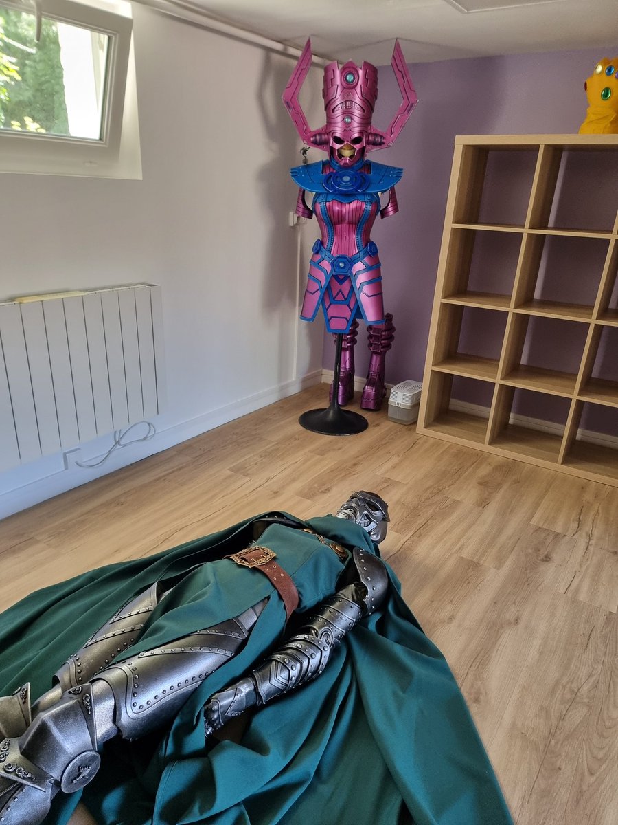 Cecilosaurus's tweet image. Caption this.