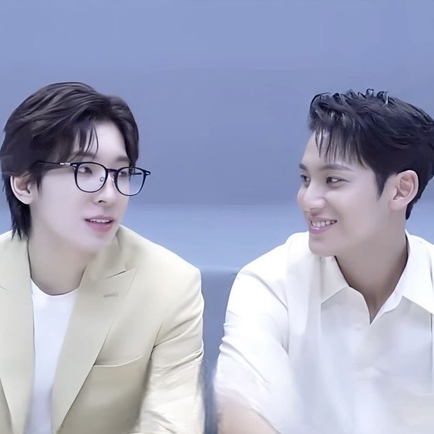 mwonine's tweet photo. #minwon: pagpili, pag-ibig

dahil ang pagiging guro ay hindi lamang umiikot sa pagtuturo, marunong ding makinig, umintindi, at matuto sina mingyu at wonwoo. lalong-lalo na sa larangan ng pagmamahal. 

link: https://t.co/BEc2Bc5GJc https://t.co/iSy5hVM8bj