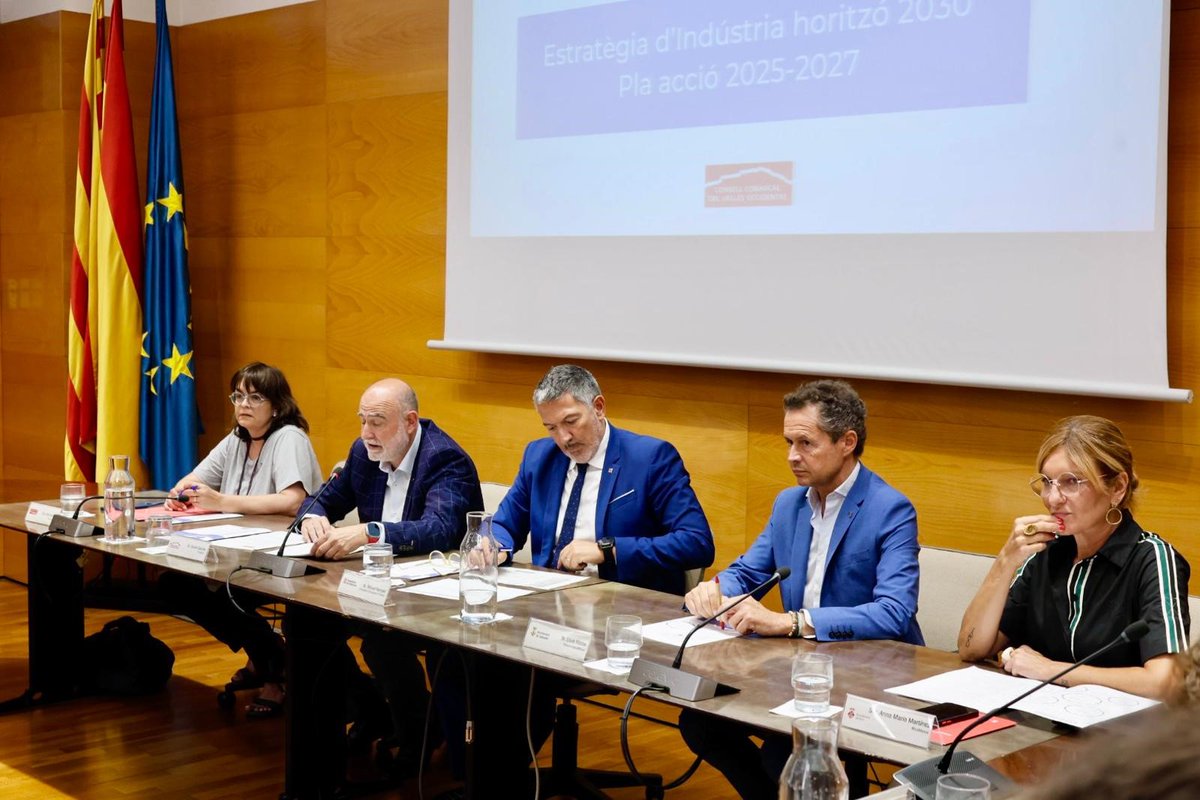 Cerdanyola .info (@puntinfo) on Twitter photo El Vallès Occidental es dota d’una nova estratègia per afrontar els reptes de la indústria fins al 2030
<a href="/consellvallesoc/">Vallès Occidental</a> #Cerdanyola
Més informació a tinyurl.com/mr47zh7e El Vallès Occidental es dota d’una nova estratègia per afrontar els reptes de la indústria fins al 2030
<a href="/consellvallesoc/">Vallès Occidental</a> #Cerdanyola
Més informació a tinyurl.com/mr47zh7e
