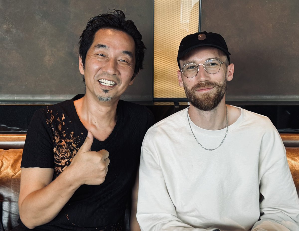 JonDoyleDesign's tweet image. Lovely to meet you in person @AkiraYamaoka 🙏