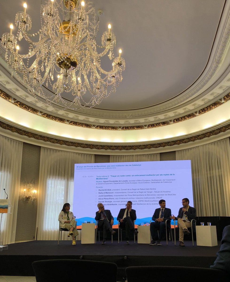 AMB_MetroGlobal's tweet image. El vicepresident @jcasteg ha participat a la jornada "30 anys del Procés de Barcelona", impulsada pel @govern , l’@IEMed_ i la @EU_Commission , una nova edició dels #MedCatDays.
Com a membre fundador i Secretari de la xarxa @MedCities , s' ha destacat el rol de les ciutats i…