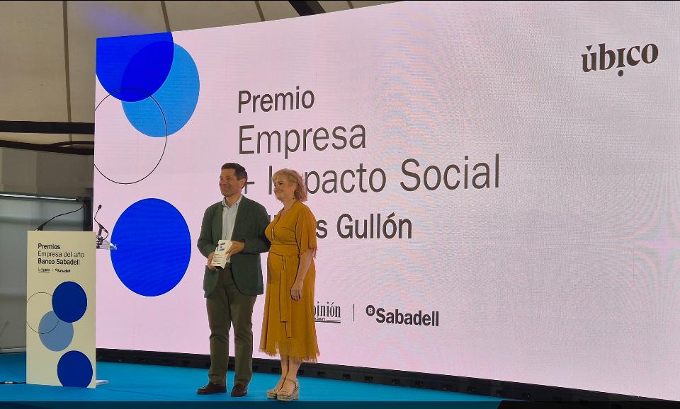 Gullón (@gullon_esp) on Twitter photo Nos sentimos muy honrados de haber recibido ayer en
#Zamora el #Premio a la #Empresa con #MayorImpactoSocial de #CastillayLeón, otorgado por <a href="/BancoSabadell/">Banco Sabadell</a> y <a href="/opiniondezamora/">LA OPINIÓN DE ZAMORA</a> .
¡Enhorabuena a todos los galardonados! Nos sentimos muy honrados de haber recibido ayer en
#Zamora el #Premio a la #Empresa con #MayorImpactoSocial de #CastillayLeón, otorgado por <a href="/BancoSabadell/">Banco Sabadell</a> y <a href="/opiniondezamora/">LA OPINIÓN DE ZAMORA</a> .
¡Enhorabuena a todos los galardonados!