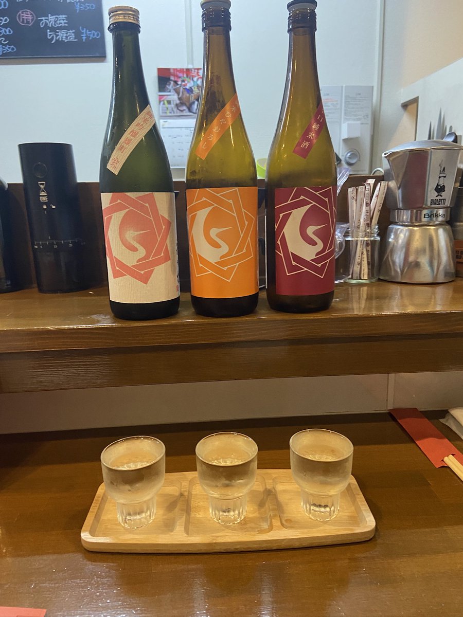 gyosyo_npm's tweet image. 今日も朝から安定の和泉陸事へ🚗💨

新車新規で電子証明書が確実に届いているかどうかを確認する方法がないので、たまーに「届いてません」と言われてしまいます😥

雨がやばいですねー☔️
皆さまご安全に🫡

写真は最近のご飯とかとか（笑）
飯テロしておきます🤤