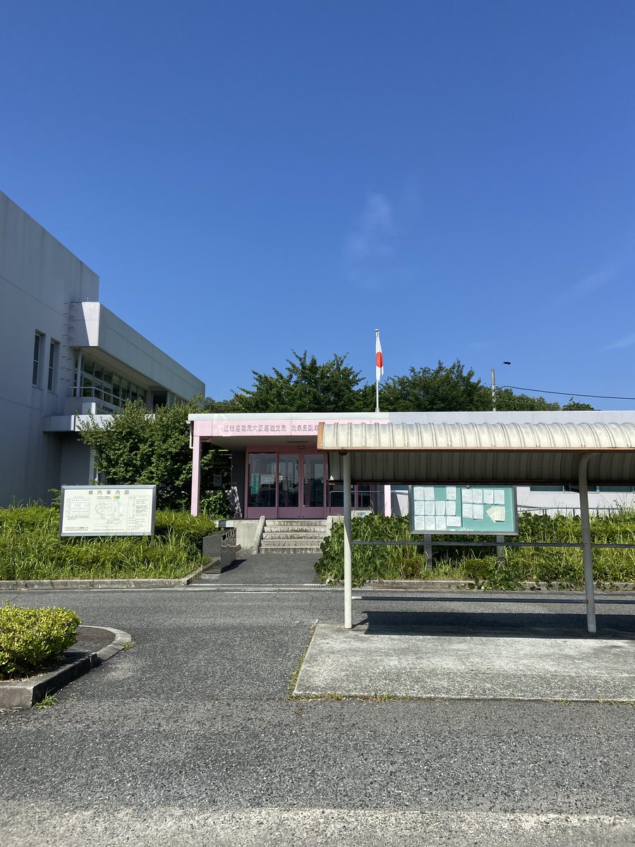 gyosyo_npm's tweet image. 今日も朝から安定の和泉陸事へ🚗💨

新車新規で電子証明書が確実に届いているかどうかを確認する方法がないので、たまーに「届いてません」と言われてしまいます😥

雨がやばいですねー☔️
皆さまご安全に🫡

写真は最近のご飯とかとか（笑）
飯テロしておきます🤤