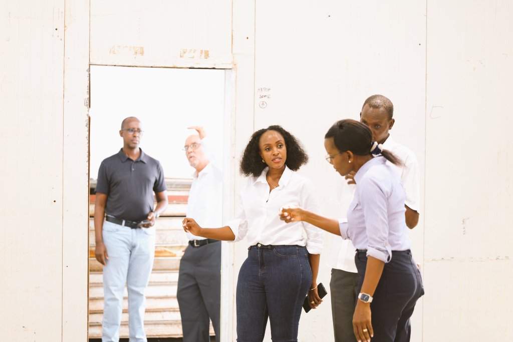 Uganda’s export ambitions are taking shape! With support from PACEID, Afri Shamba Ventures is leading the Free Zones rollout at Entebbe, cold rooms, training centre &amp; product reception area near ready. A big step for value addition/agro-industrialisation &amp; export growth! 
1/2