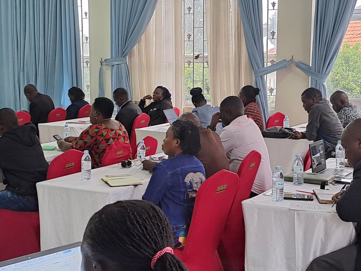 UCCA_Ug (@uccaug) on Twitter photo #BunyoroRECAP25
Regional Corporate Accountability Platforms bring together stakeholders including District Local Government officials, affected communities, Corporate actors, CSOs and <a href="/UHRC_UGANDA/">Uganda Human Rights Commission (UHRC)</a> to discuss Corporate Accountability issues. #BunyoroRECAP25
Regional Corporate Accountability Platforms bring together stakeholders including District Local Government officials, affected communities, Corporate actors, CSOs and <a href="/UHRC_UGANDA/">Uganda Human Rights Commission (UHRC)</a> to discuss Corporate Accountability issues.