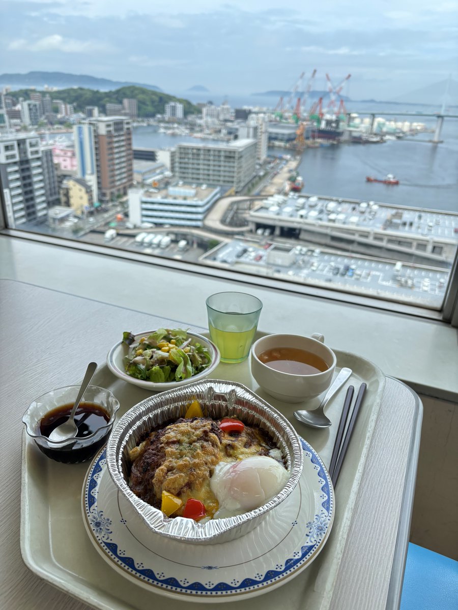 TOSHIBA支社めぐり✨ 今回は九州支社の社食をご紹介🍛 ＼ 今日の
