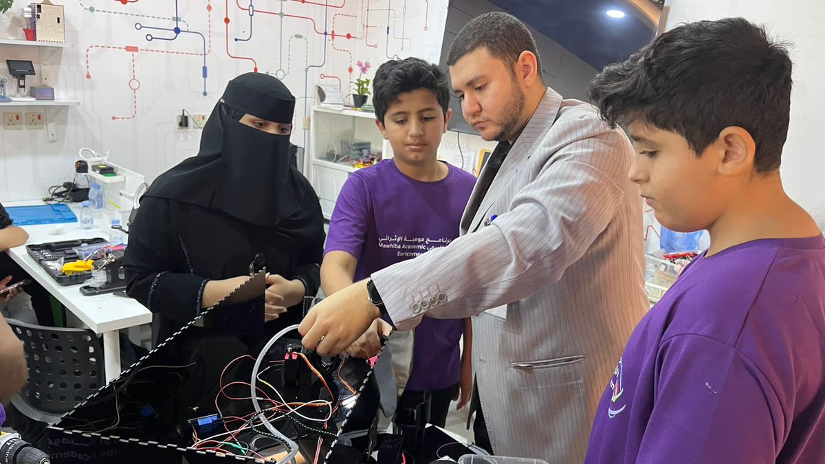نهاية أسبوع ثانٍ مليئة بالإبداع والإنجاز
طلاب #موهبة يواصلون التميز بتنفيذ أفكار تخصصية.